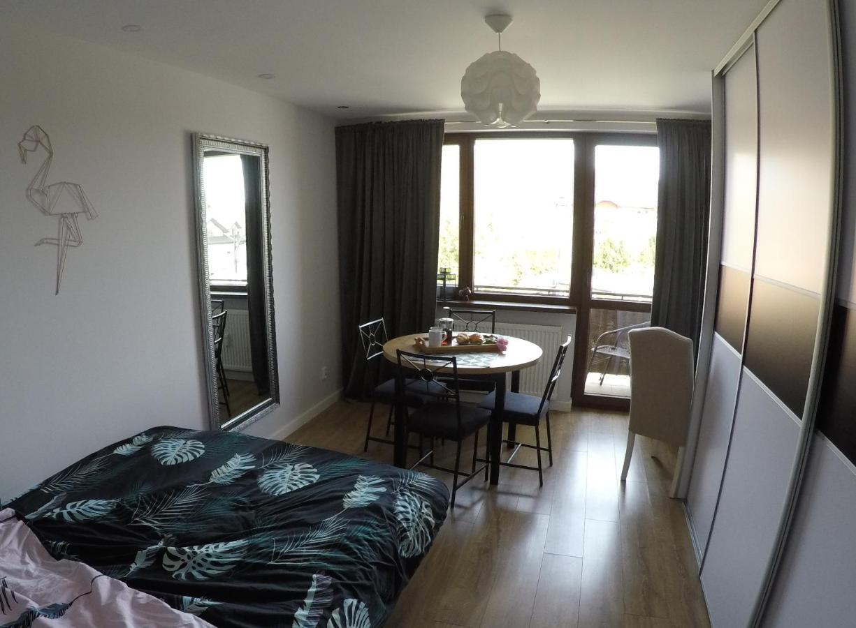 Apartament Bieszczady Apartment Ustrzyki Dolne Exterior photo